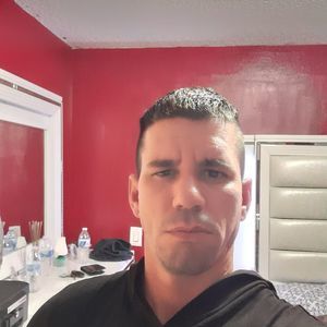 Meet your Posher, Leo